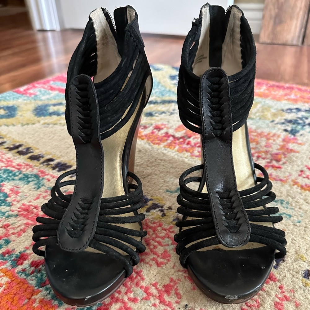 Adorable black, heeled sandals